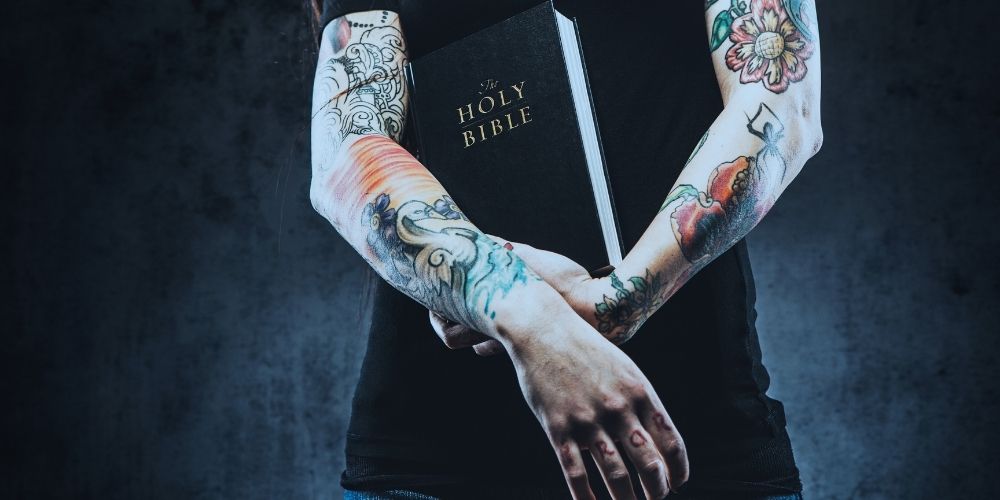 Saiba o que a bíblia diz sobre tatuagem